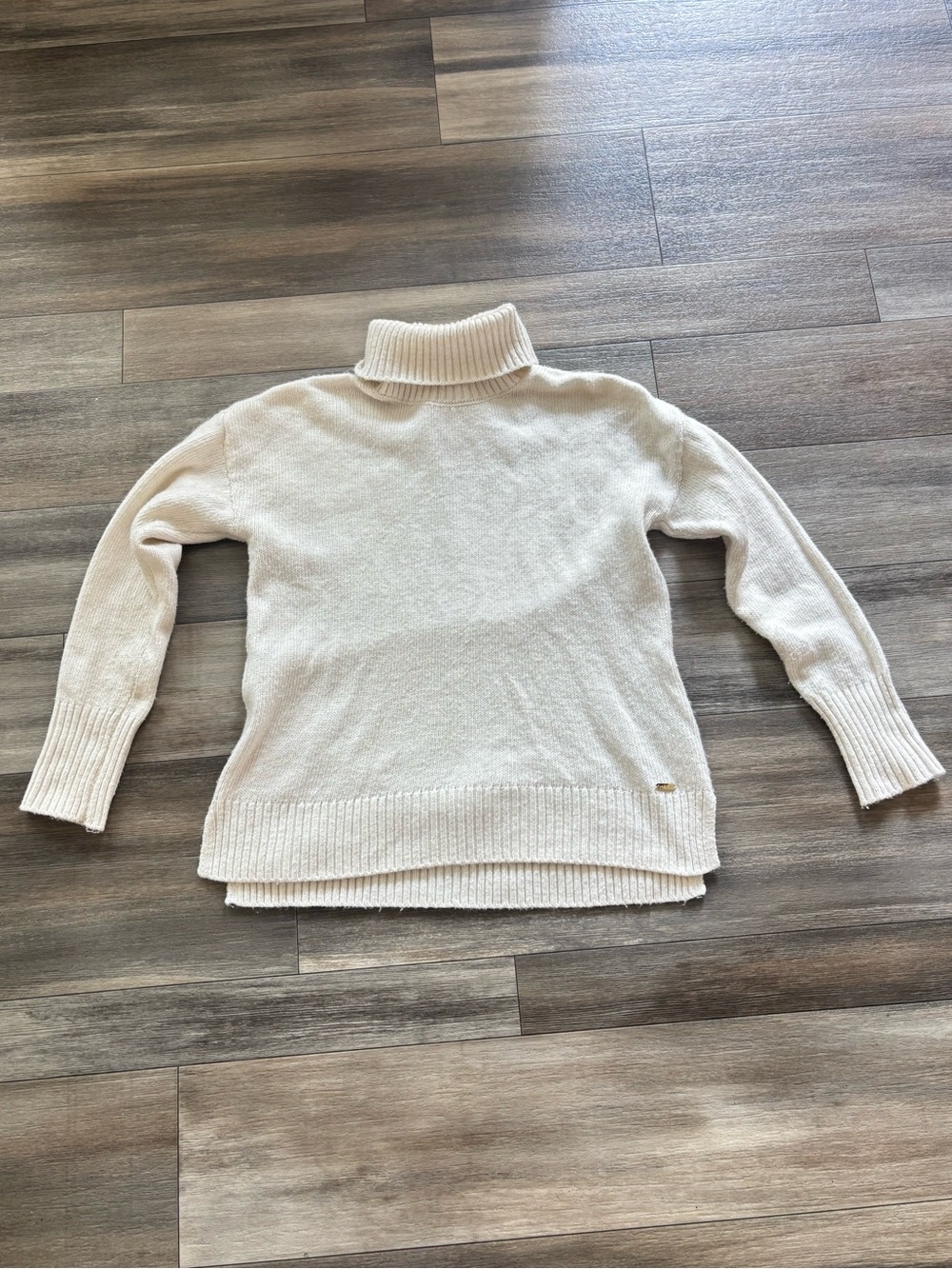 Calvin Klein Cream Turtleneck Small